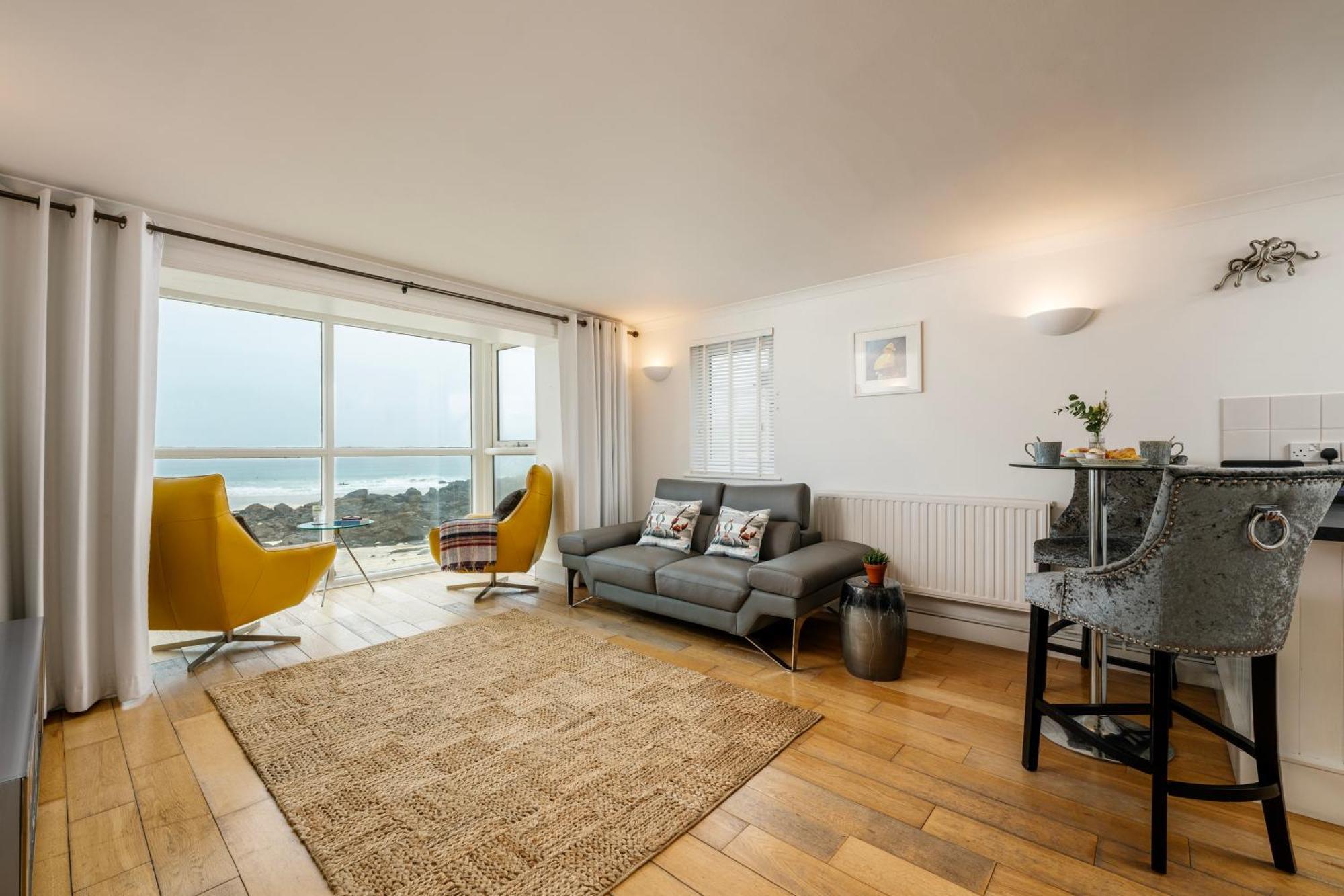 Carbis Bay And 4*
